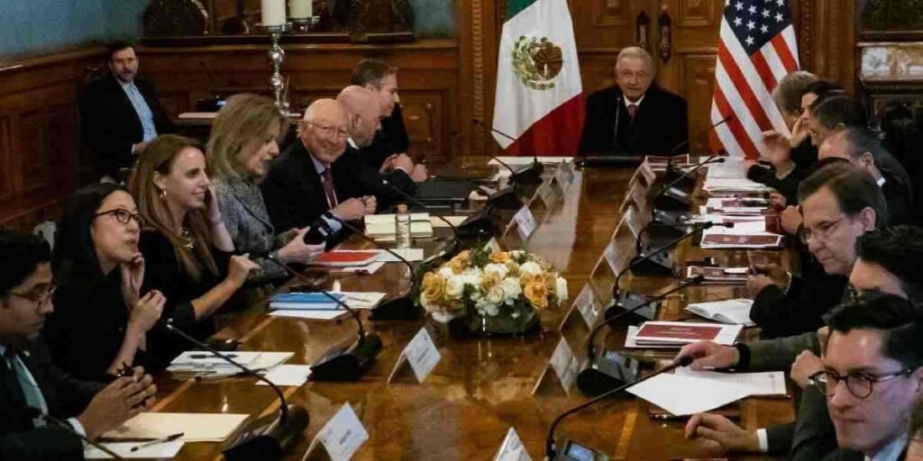 México y Estados Unidos acordaron abrir pasos fronterizos, confirma AMLO