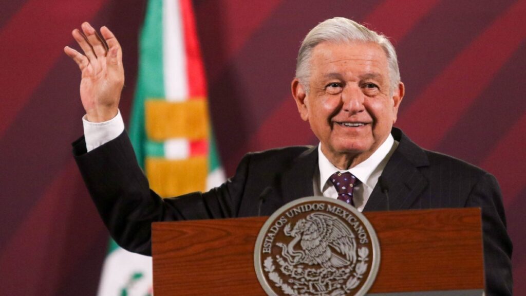 AMLO asegura que medicamentos de Megafarmacia llegarán en menos de 48 horas