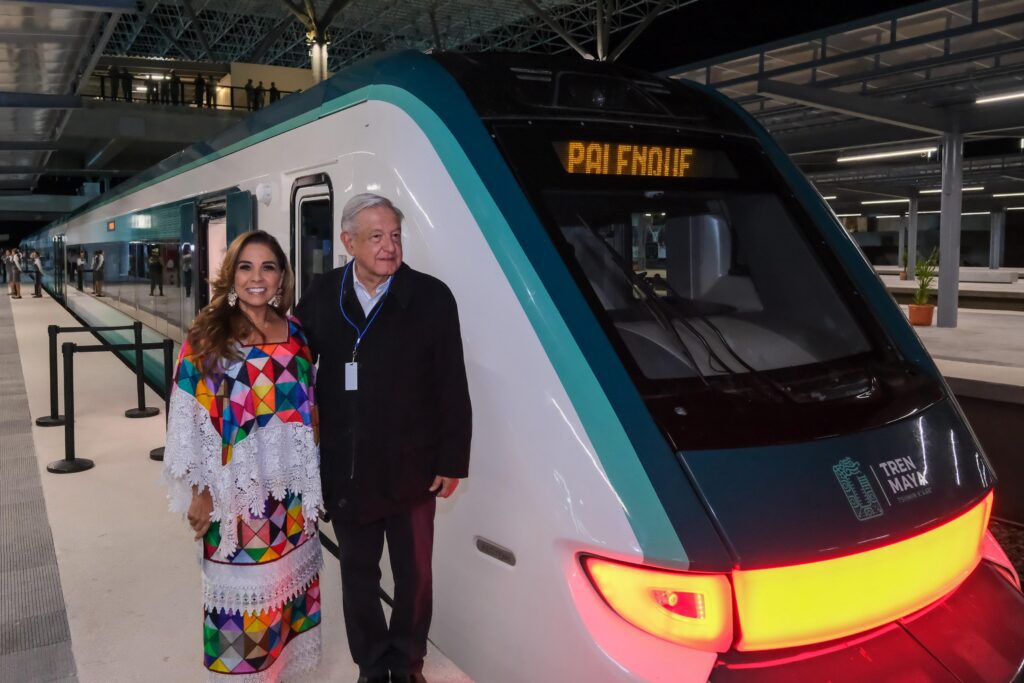 AMLO inaugura segundo tramo del Tren Maya