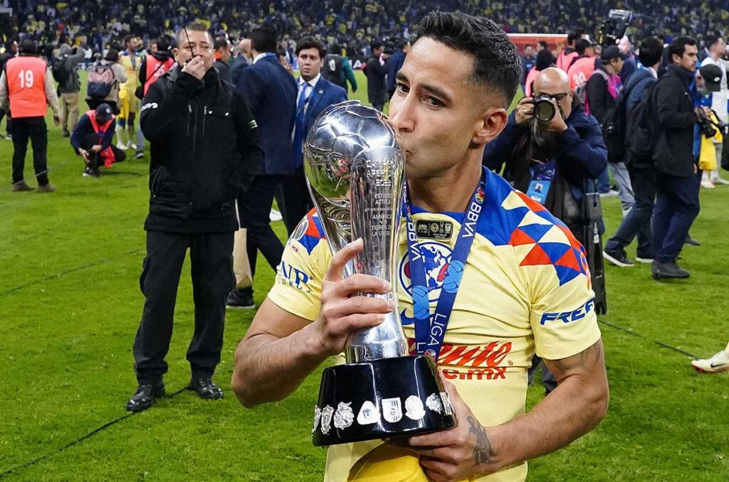 América renueva a Luis Fuentes para el Clausura 2024