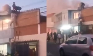 Madre y tres hijos rescatados de incendio VIDEO