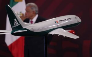 Primer vuelo de Mexicana de Aviacion no aterriza en Aeropuerto de Tulum