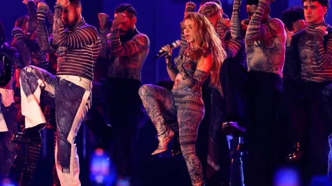 ¿Qué presentará? Así se preparó Shakira para los "Latin Grammy"