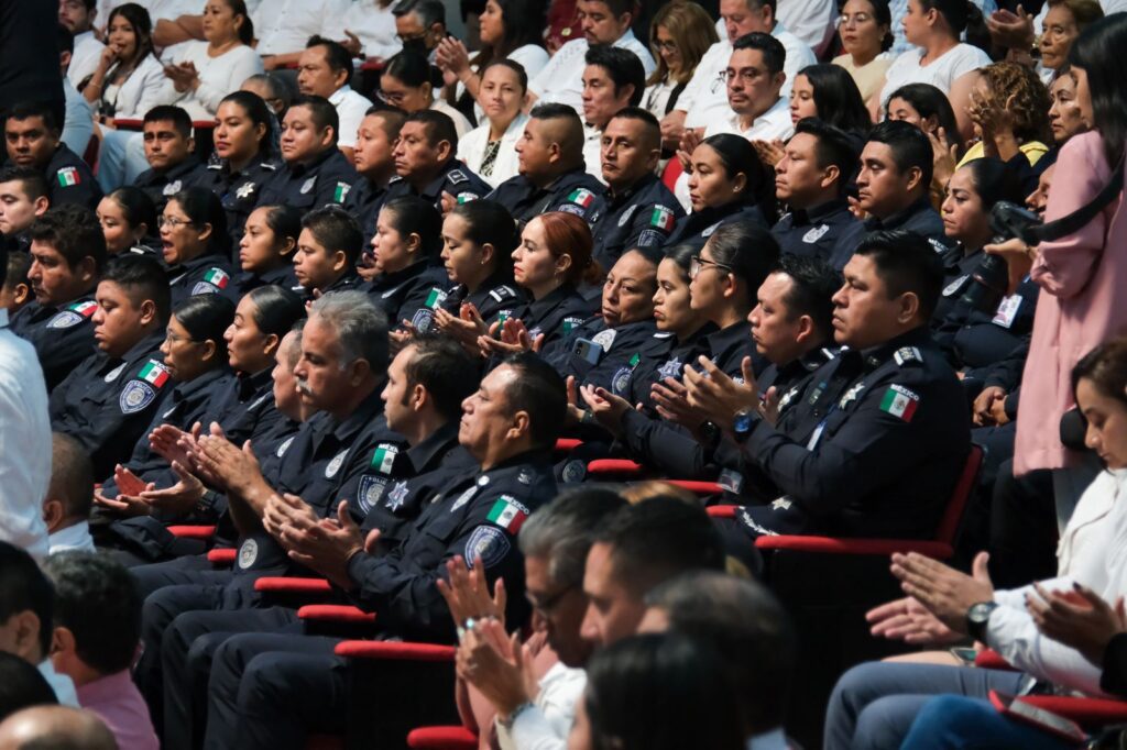 ﻿Entregan Medalla al Mérito Policial Quintana Roo 2023