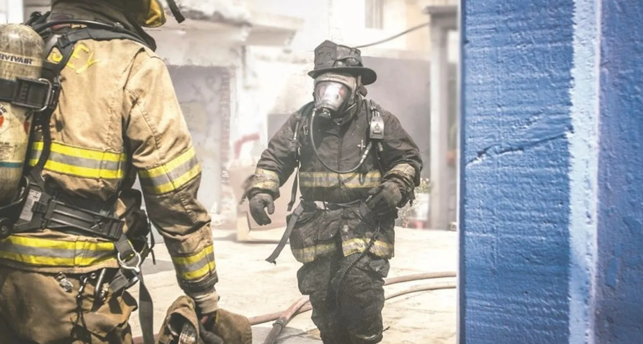 Provocan incendio en Iztacalco en CDMX para encubrir feminicidio de abuelita