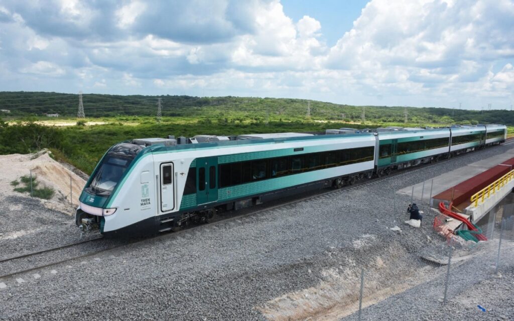 Tren Maya iniciará operaciones este viernes con 6 vehículos