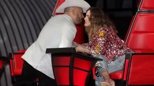 Lupillo Rivera criticado por publicar foto en referencia a Belinda