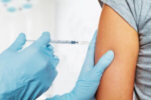 ¿Vacuna para el acné? Científicos están muy cerca de lograrlo