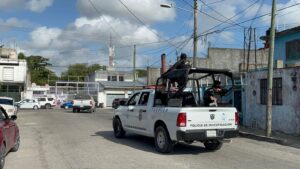 Policía Ministerial catea domicilio en región 94 de Cancún y recuperan motocicleta