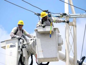 CFE producirá 61% de electricidad en México para el cierre del sexenio de AMLO