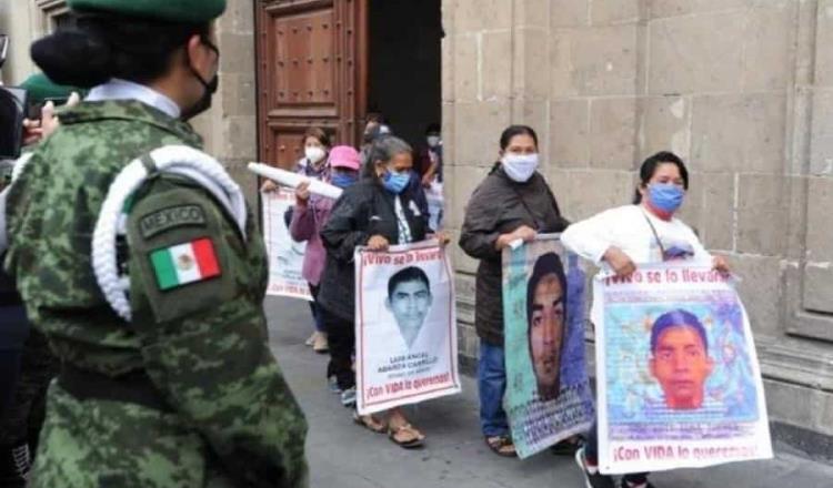 Militares acusados en caso Ayotzinapa regresan a la cárcel