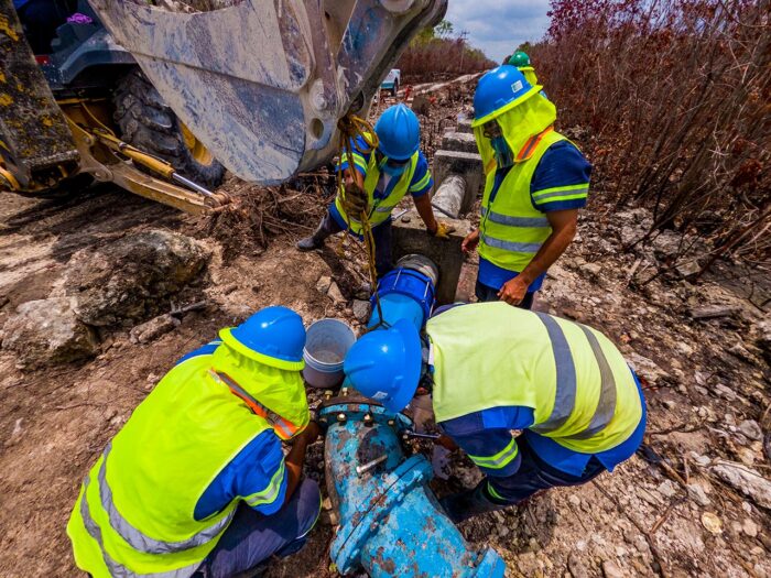 Aguakan anuncia baja presión de agua potable en zonas de Cancún