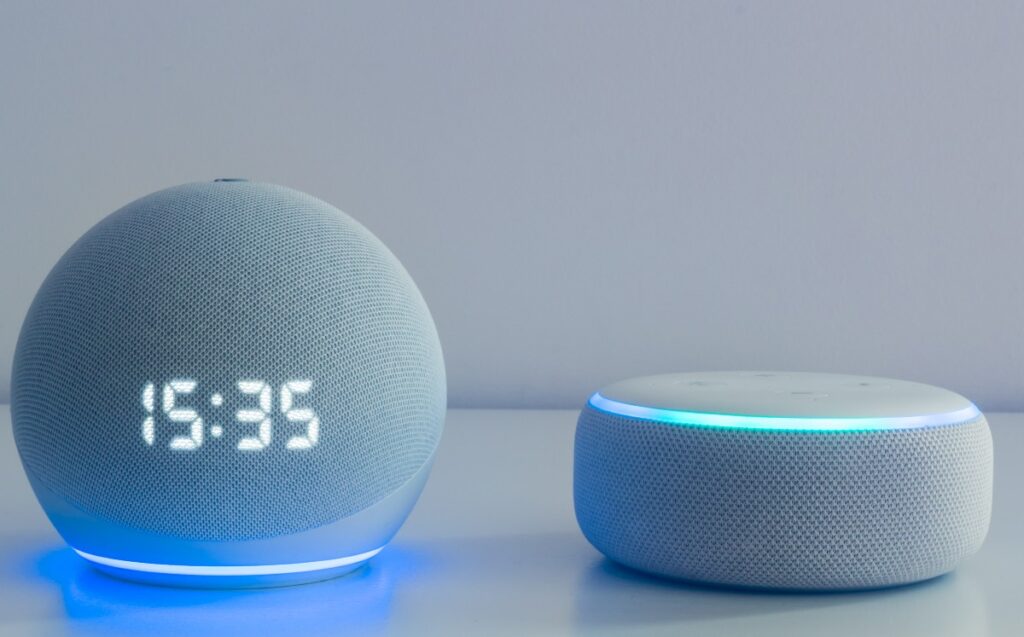 Alexa Conoce como cambiar la voz de tu asistente virtual