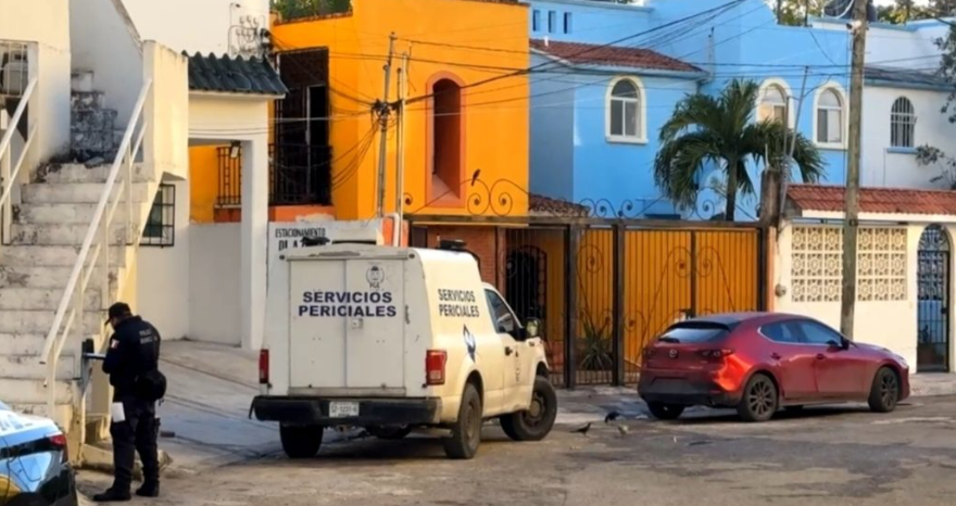 Cancún: Exmilitar muere calcinado dentro de su casa