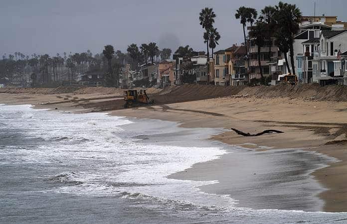 ¿Cuál es el mayor riesgo? Enfrenta California inundaciones por fuertes lluvias