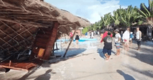 Holbox sufre inundaciones por Frente Frío 32 (VIDEO)