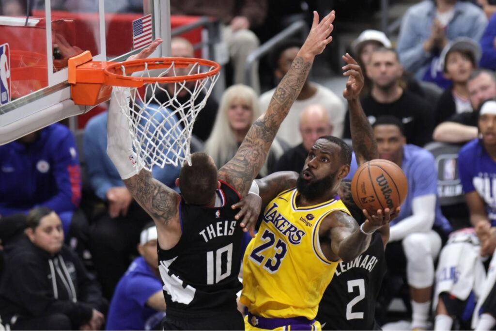 ¡Derrotan a líder del oeste! Lakers se abren paso ante los Oklahoma City Thunder