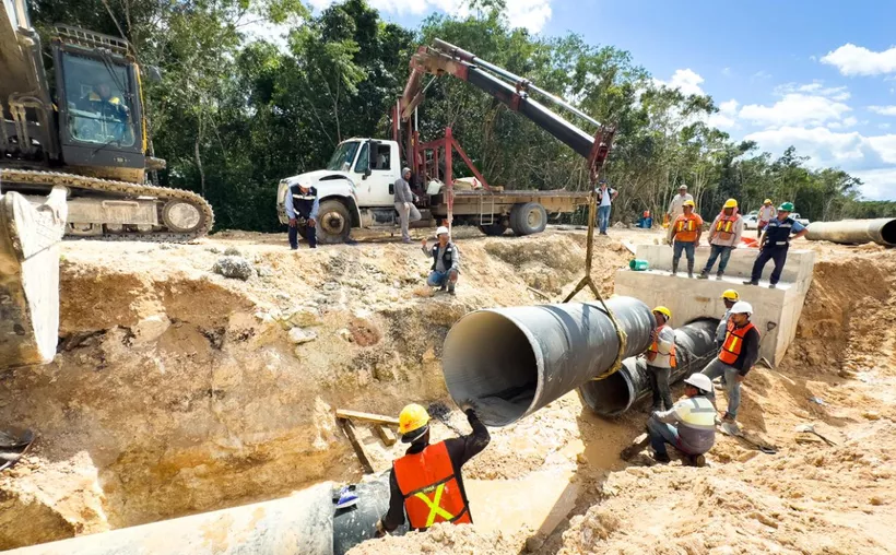 Aguakan advierte posibles cortes de agua en Cancún por avance del Tren Maya