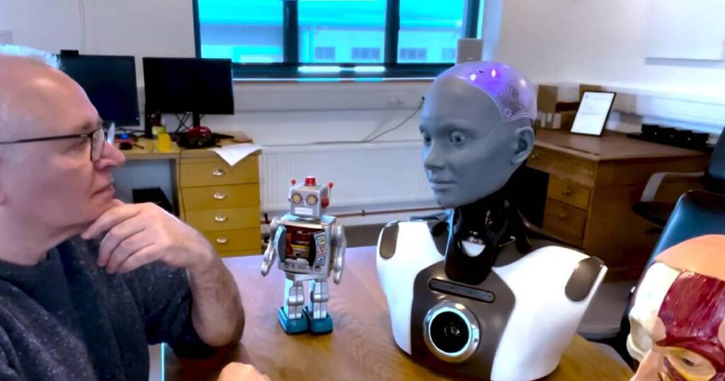 ¡Provoca miedo! Robot humanoide imita las voces de Elon Musk y Bob Esponja