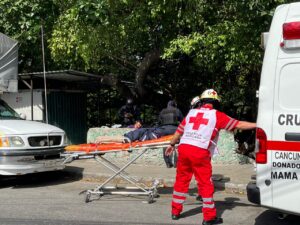 Mujer desnuda e intoxicada en Cancún, investigación abierta por posible caso de violencia