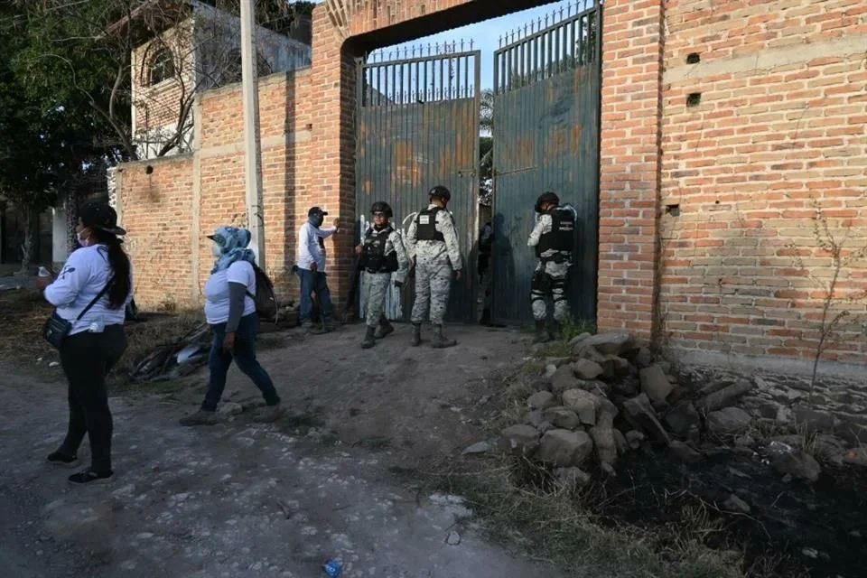 Descubren 2 hornos crematorios clandestinos y restos humanos en El Salto Jalisco