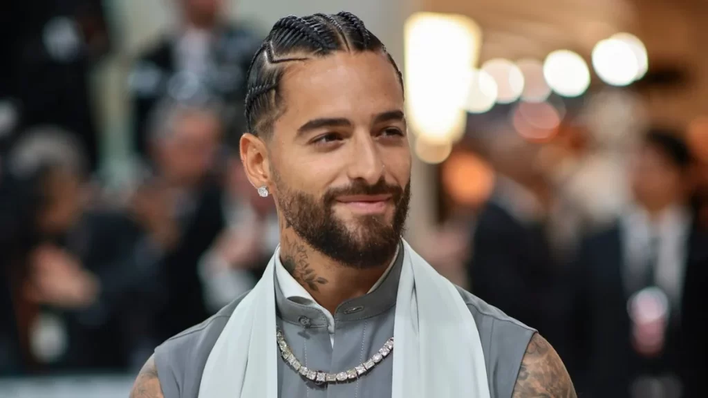 Maluma es discriminado, prohíben entrada a restaurante