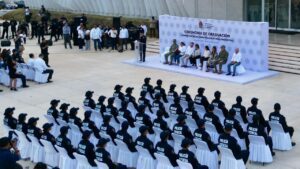 43 policías se gradúan y se sumarán a estrategia de seguridad en Quintana Roo
