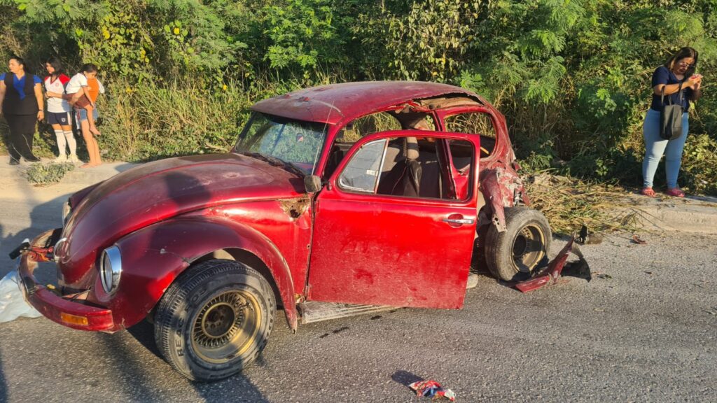 Accidente en Cancún deja 3 personas lesionadas