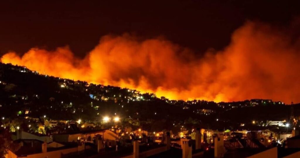 Incendios en Veracruz y Edomex causan devastación; evacúan a familias enteras