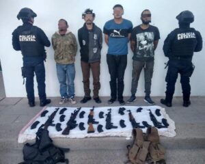 Grupo criminal libera a 14 secuestrados cerca de la frontera de México
