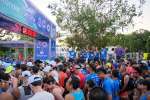 54 aniversario de Cancun celebrado con el Medio Maraton 10