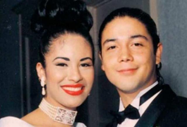 "Su luz brilla más que nunca" Así recuerda viudo de Selena Quintanilla a 29 años de su muerte