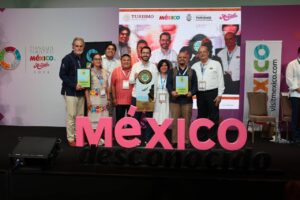 Bacalar e Isla Mujeres son galardonados en Tianguis Turístico Acapulco