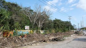 CFE avanzan con cableado subterráneo en el bulevar Colosio de Cancún