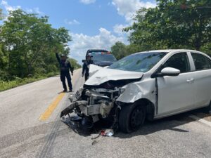 Accidente en carretera Leona Vicario-Valladolid Nuevo deja 1 lesionado