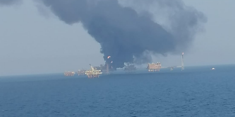 ¡Nueve heridos! Este es el saldo de incendio en plataforma de Pemex