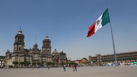 zocalo cdmx bandera mexico 24 marz21 ee rosario servin.jpg 1758632412