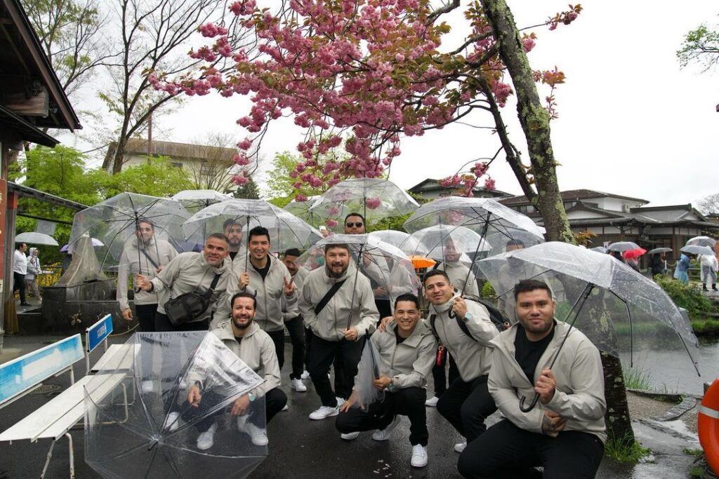 Policía de Japón corre a Banda El Recodo por 'concierto callejero'