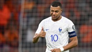 Aseguran que Kylian Mbappe seria presentado el lunes por el Real Madrid