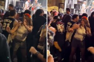 Mujer golpea con chancla en slam de concierto de metal VIDEO