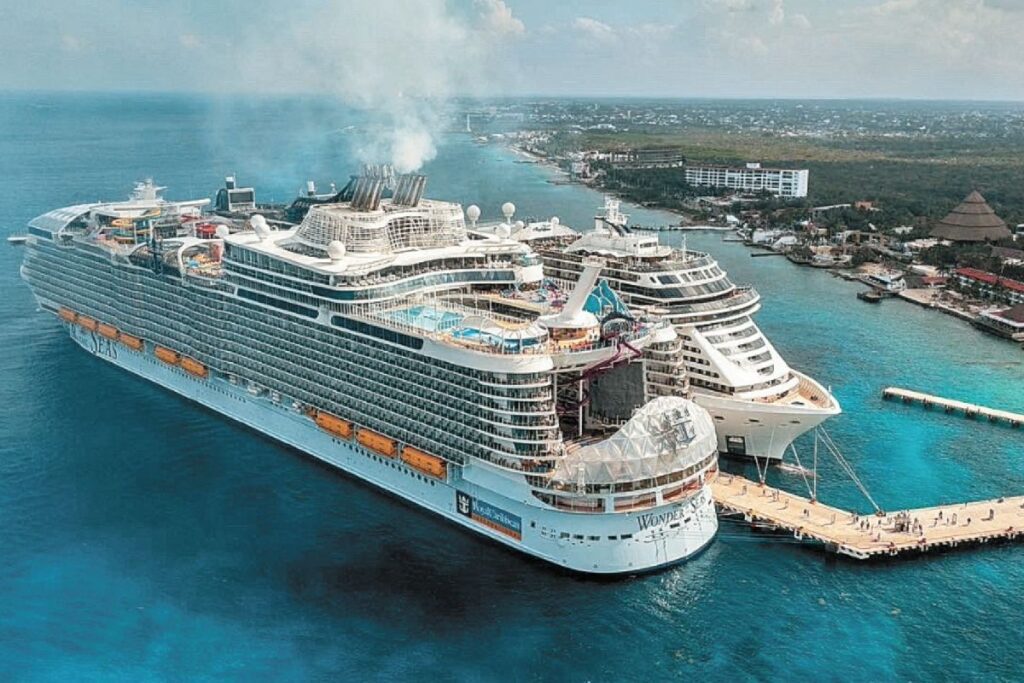 Record de llegada de cruceros a puertos de Quintana Roo 3