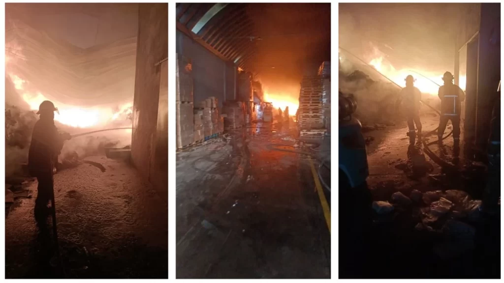 Se incendia fabrica de velas en Puebla VIDEO 1