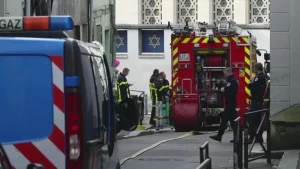 Sujeto intento incendiar sinagoga en Francia y policia lo mata