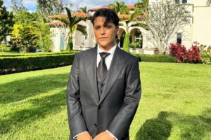 Christian Nodal será parte de homenaje a Andrea Bocelli