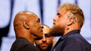 Mike Tyson es atendido de urgencia previo a su pelea contra Jake Paul