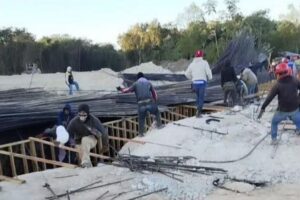 Colapsa estructura del Tren Maya en Chetumal