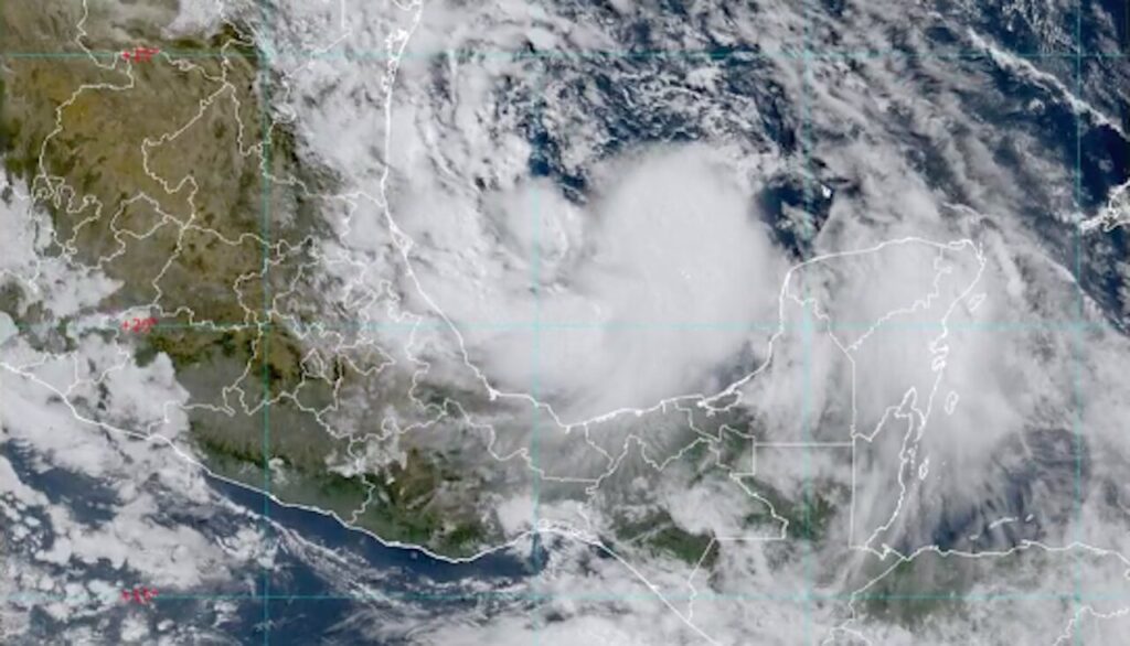 Confirman formación de Tormenta Tropical Alberto, afectará en México