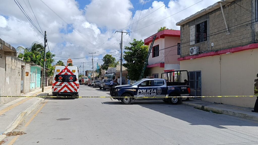 Cancún: Muere trabajador de Megacable tras caer de un segundo nivel