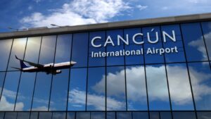 El Aeropuerto Internacional de Cancún es el más transitado del Caribe mexicano