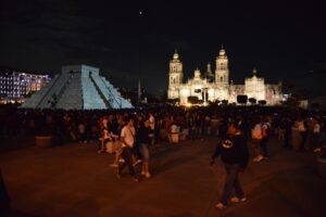 Fechas y horarios para ver espectaculo en replica de la Piramide de Kukulcan en CDMX 6